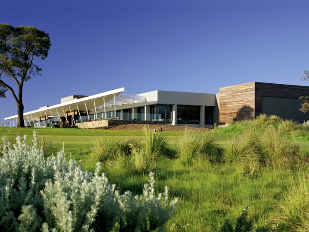 Peppers Moonah Links Resort, the clubhouse above the golf course
